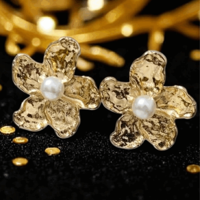 2Golden Flower Pearl Stud Earrings 2Golden Flower Pearl Stud Earrings