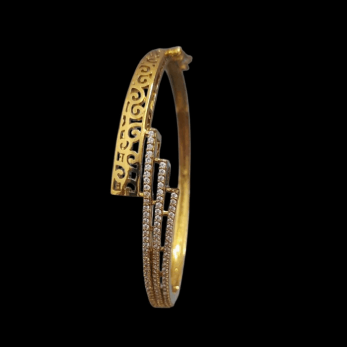 Regal Harmony Gold Bangle (1)